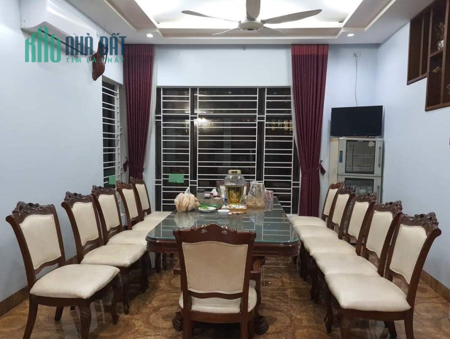 Mặt phố Khuất Duy Tiến sầm uất gần phố Nguyễn Trãi, MT rộng, 160m2x4T chỉ 29.9 tỷ. LH 0989.62.6116