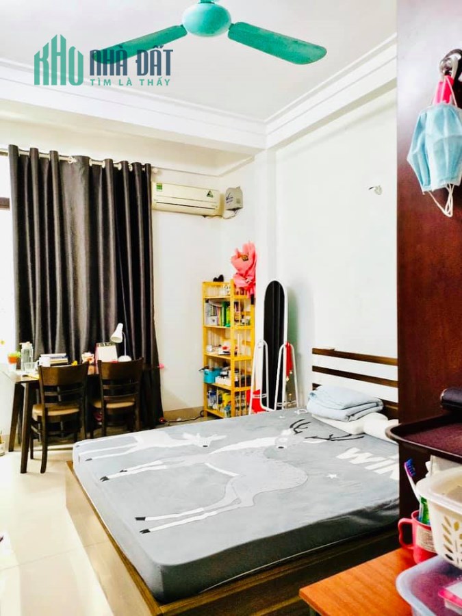 Bán Nhà Bùi Xương Trạch 40m2. Nhà Mới 8 Phòng Ngủ. Trước Nhà Rộng 3m. Cách Đường Ô Tô 50m.