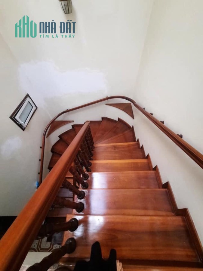 Bán nhà mặt phố Đại Từ Hoàng Mai, kinh doanh cực sầm uất, 100m, 6m mặt tiền, nhỉnh 17 tỷ.