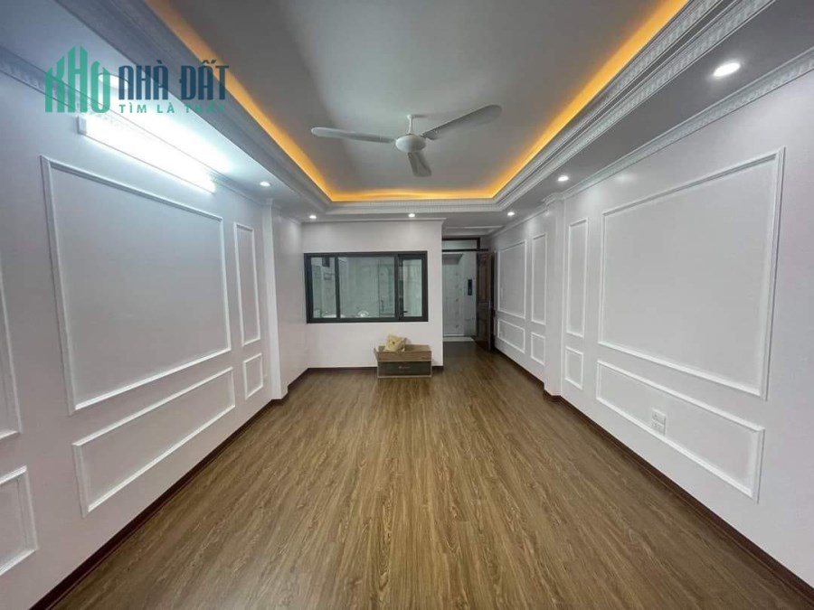 Bán nhà  Nguyễn Ngọc Nại, 45m2*7 tầng,9.8 tỷ, thang máy, ô tô vào nhà