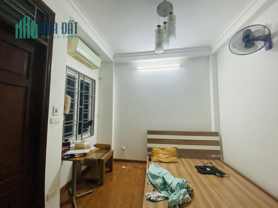 Bán nhà 2 thoáng Minh Khai, Hai Bà Trưng, 46m, tầng, 3 tỷ, 0919505886