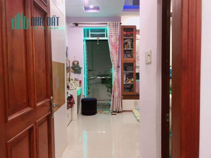 Gần Ba Chuông hẻm 8m khu an cư Phú Nhuận giá rất chát