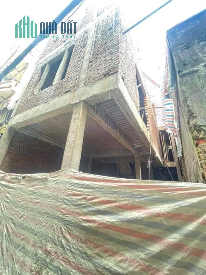 Bán nhà xuân đỉnh 40m2×5 tầng, mt 4.3m, giá 5 tỷ