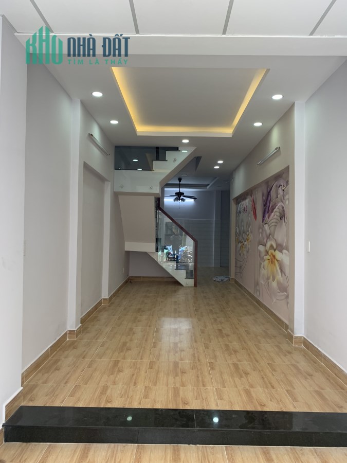 Bán nhà đường Nguyễn Trãi P.Bến Thành Q.1 DT:5.9 X 14 nở hậu 6,8m 3 Lầu ST Giá:21 Tỷ TL