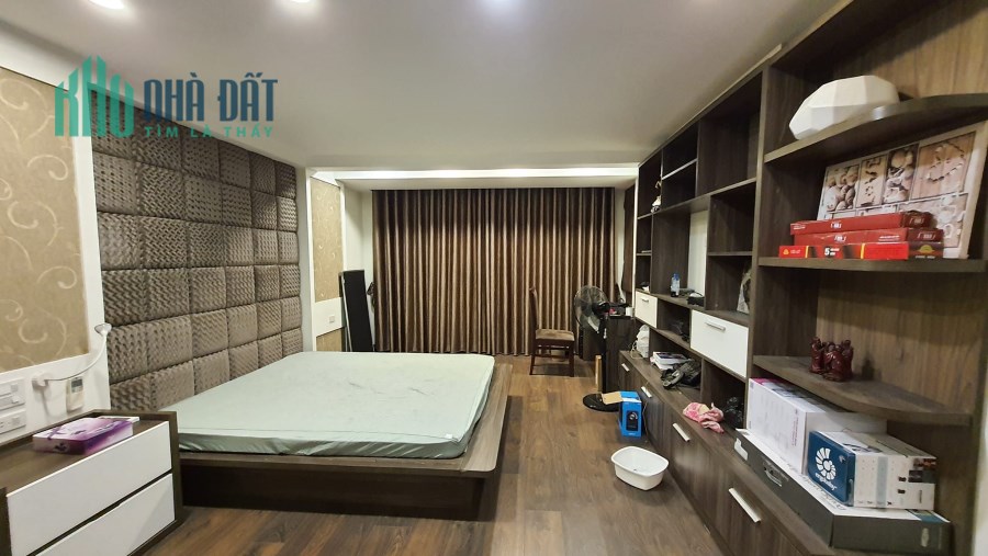 Bán nhà Văn Miếu: Ôtô tránh, Kinh doanh, Nhà đẹp, Nội thất, 50m2x6T, MT 4m, 13 Tỷ-0975642942