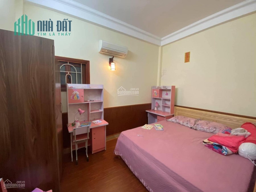 Bán nhà đẹp @ 68 Cầu Giấy 35m2, 5 tầng mặt tiền 3.8m, giá nhỉnh 3tỷ