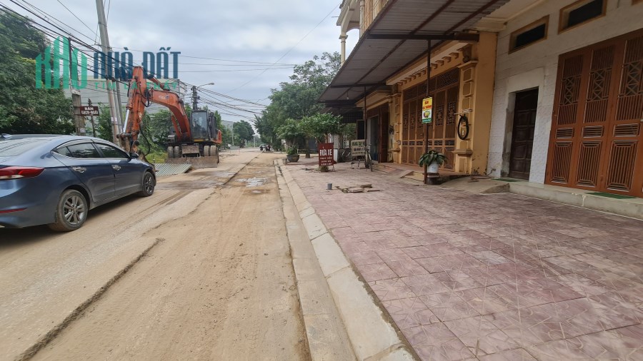 BÁN ĐẤT MẶT ĐƯỜNG QUANG TRUNG, HỘI HỢP ,VĨNH YÊN 89,8 n2.giá: 2.1 tỷ. Liên hệ: 0986.454.393