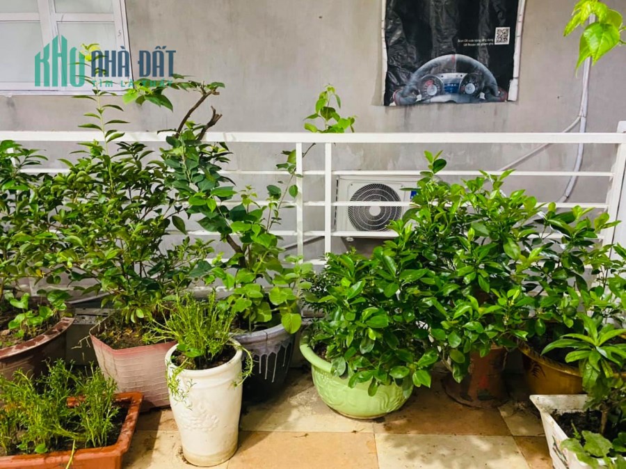 Bán nhà Trường Chinh: Ngõ rộng, Nhà đẹp, Yên tĩnh, Ở sướng, 55m2x4T, MT 5m, 5.25 Tỷ-0975642942