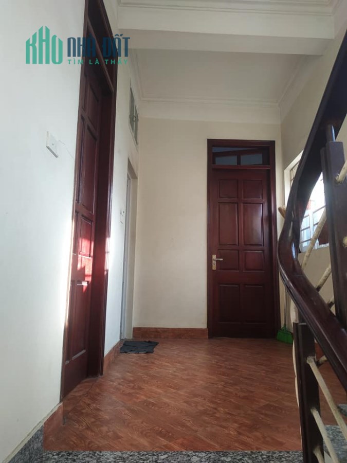 LÔ GÓC GẦN CHỢ 3 THOÁNG - 70M 4T 4xTỶ NGUYỄN VĂN CỪ LONG BIÊN KINH DOANH