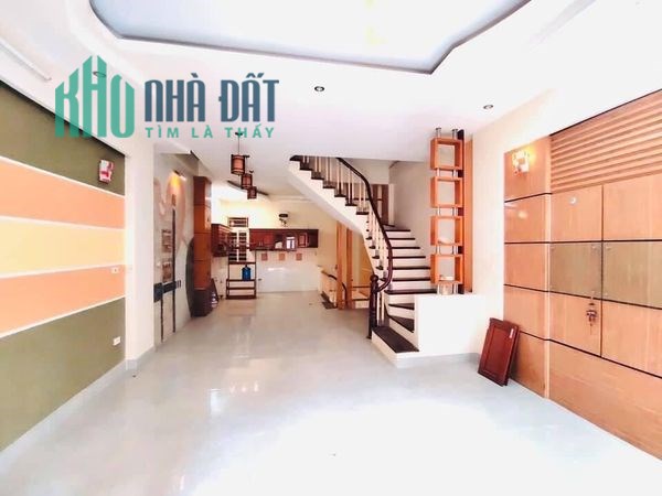 Bán nhà phố Nguyễn Ngọc Vũ Cầu Giấy, 65m2, 5T, mặt tiền rộng, ô tô tránh, dừng đỗ, vào nhà,