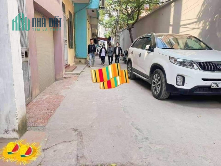 Bán nhà  Kim Giang, Hoàng Mai, 65m, mặt tiền 5.5m giá 6tỷ 500 triệu. ô tô đỗ vào nhà.