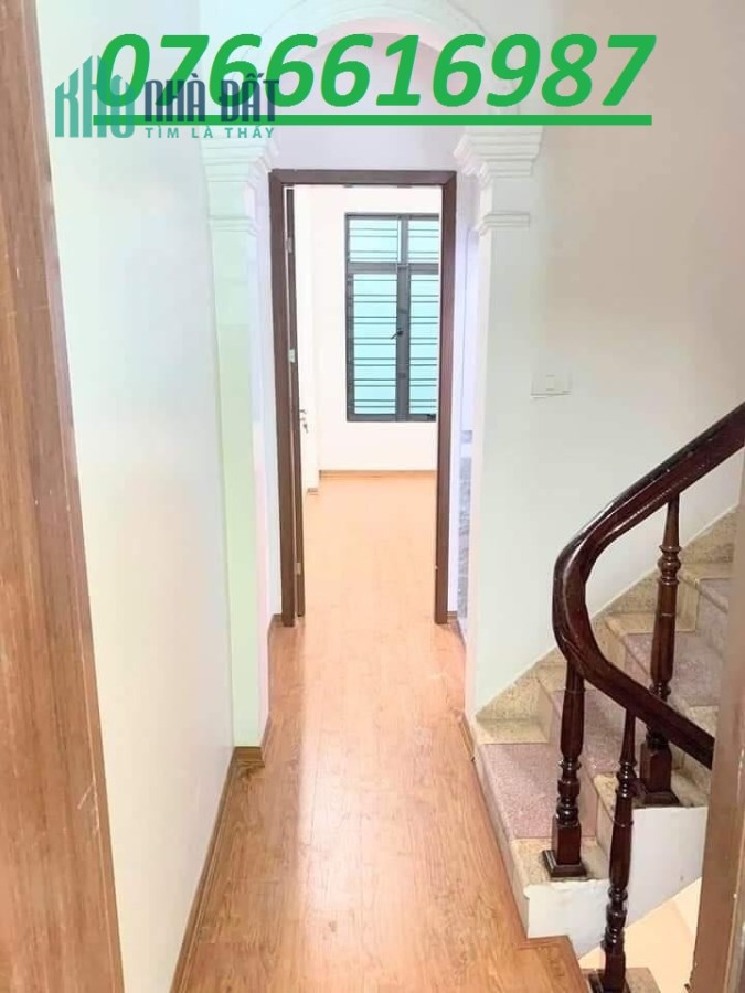 Bán nhà Tam Trinh gần cầu Mai Động 31m2 5 tầng giá gần 3 tỷ LH 0766616987.
