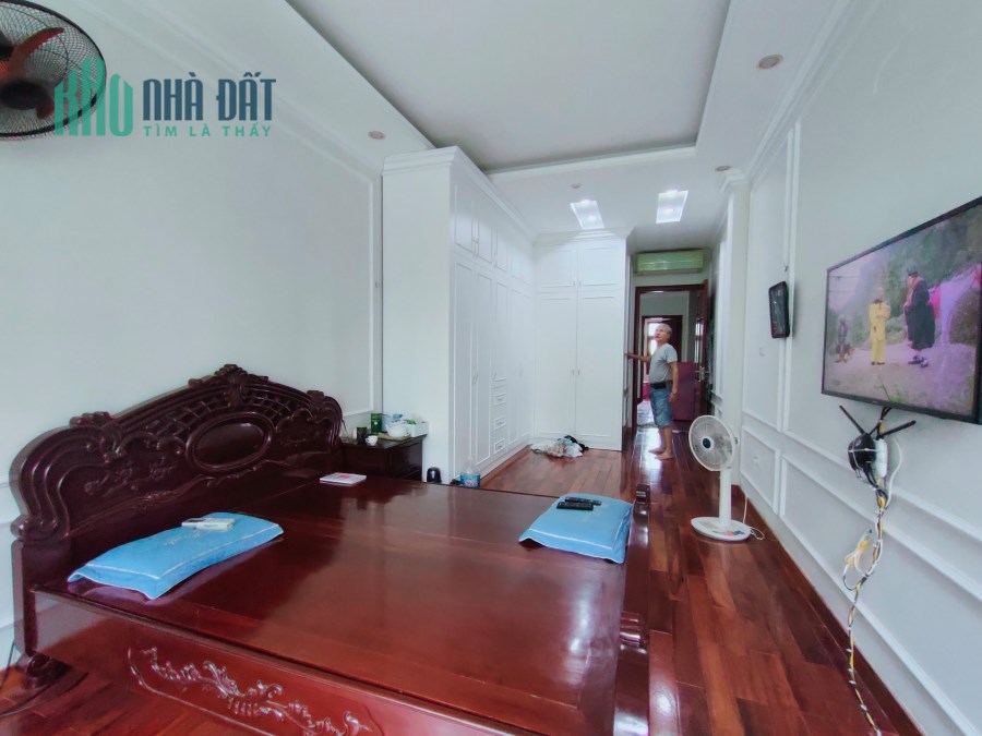 Khu phân lô 8/3 oto vào nhà 50m2*3T tròn 4 tỷ quá hiếm