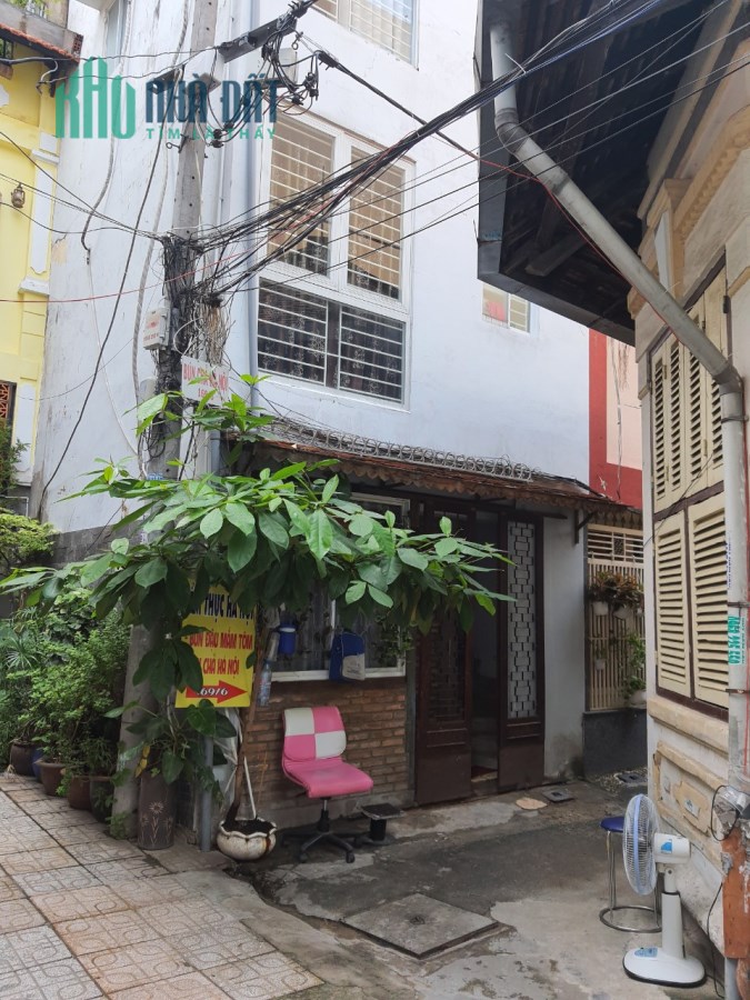 Bán nhà 40m2 đúc 2 tấm, full nội thất tại Quận 3, HXH, 8.5 tỷ. Lh:0339999465