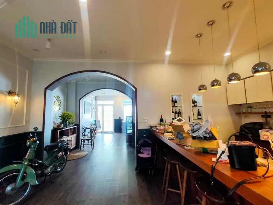 Bán nhà biệt thự MẶT TIỀN HỒ TÂY cực đẹp, ở cực sướng, kinh doanh cực đã, nhỉnh 60ty.