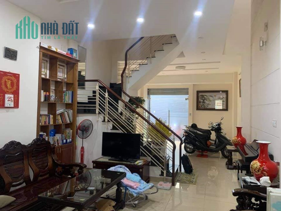 Sát MT KD TÂN PHÚ 60m2 nhà đẹp giá rẻ chỉ 4.7 tỷ LH 0896721788