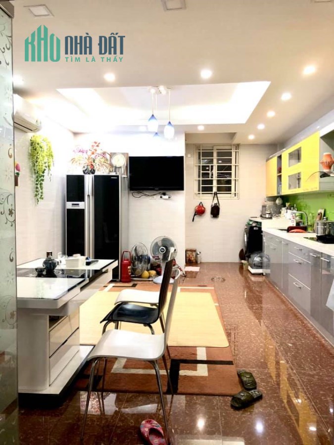 Nhà mặt ngõ 72 Tựu Liệt Thanh Trì 50m2 3 tỷ, kinh doanh, oto