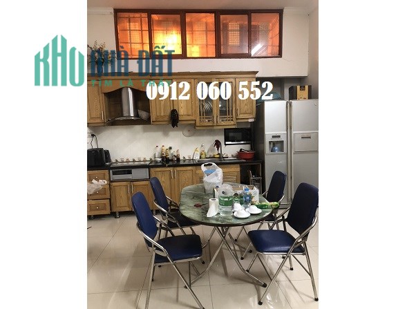 Chính chủ cho thuê cả nhà tại Khâm Thiên, Đống Đa, 9tr, 0912060552