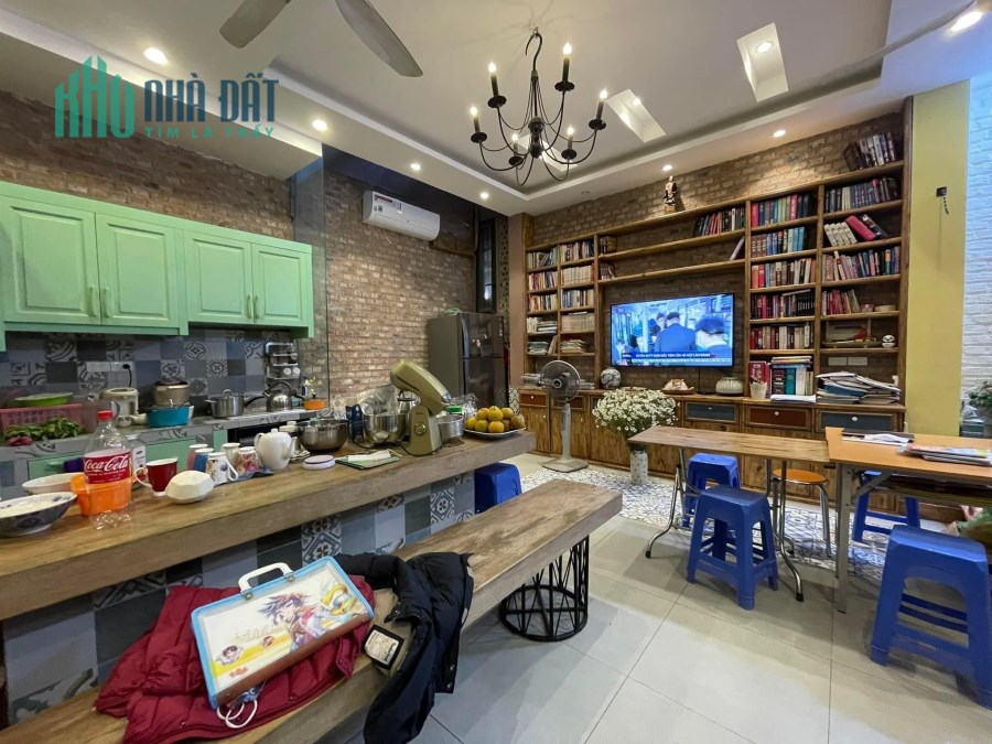 Bán nhà VIP Thanh Nhàn, Hai Bà Trưng, KINH DOANH, DT 45m2, 5T, MT 10m, 4.8 tỷ.