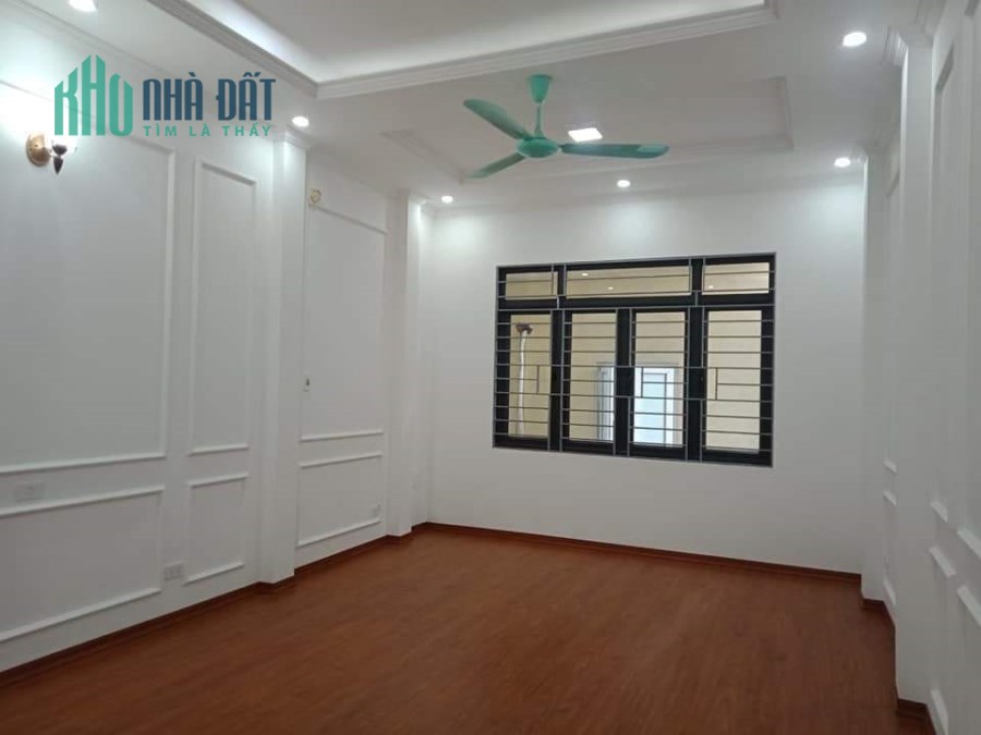 CHÍNH CHỦ CẦN BÁN GẤP NHÀ MẶT PHỐ MAI ĐỘNG 50M2, MT5M, 6T, CHỈ HƠN 200TR/M2: LH 0589593999.