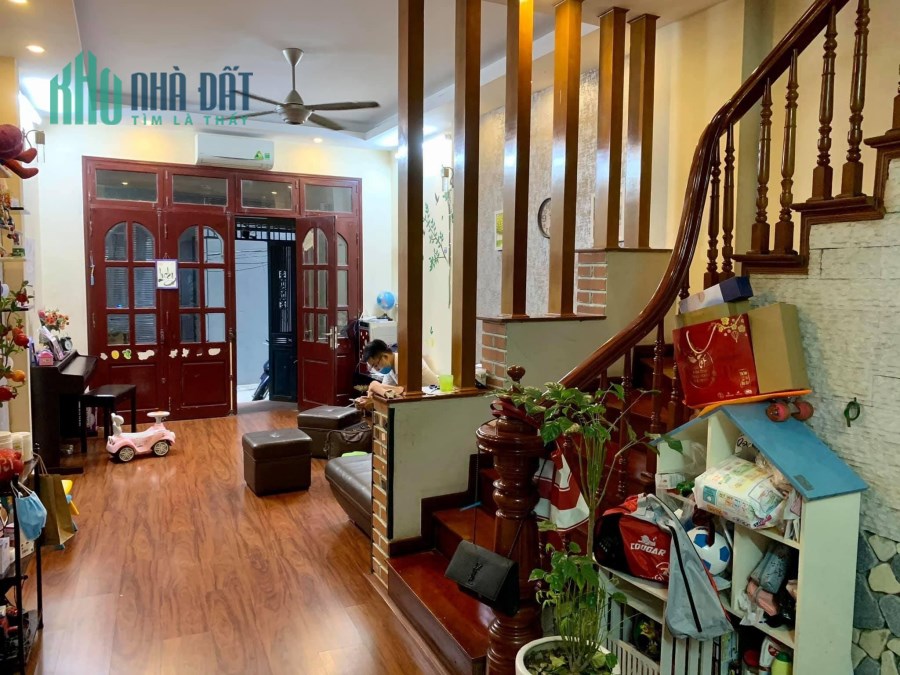 Bán nhà  đẹp long lanh Kim Mã, Ba Đình 55m*4T, MT 4m,  nhỉnh 5 tỷ, LH 0983 416 997.