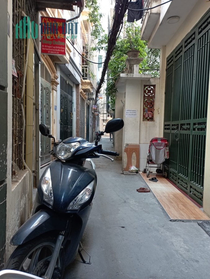 Cần bán nhà ngõ 204 Kim Giang giá 3.4 tỷ, 30m x5T, MT: 3m
