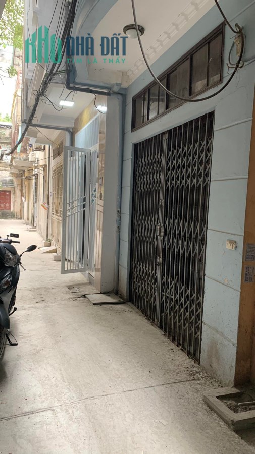 Bán nhà ngõ 165 Cầu Giấy, 40m2 x4T, kinh doanh cho thuê. Giá 3,7 tỷ.0969693855