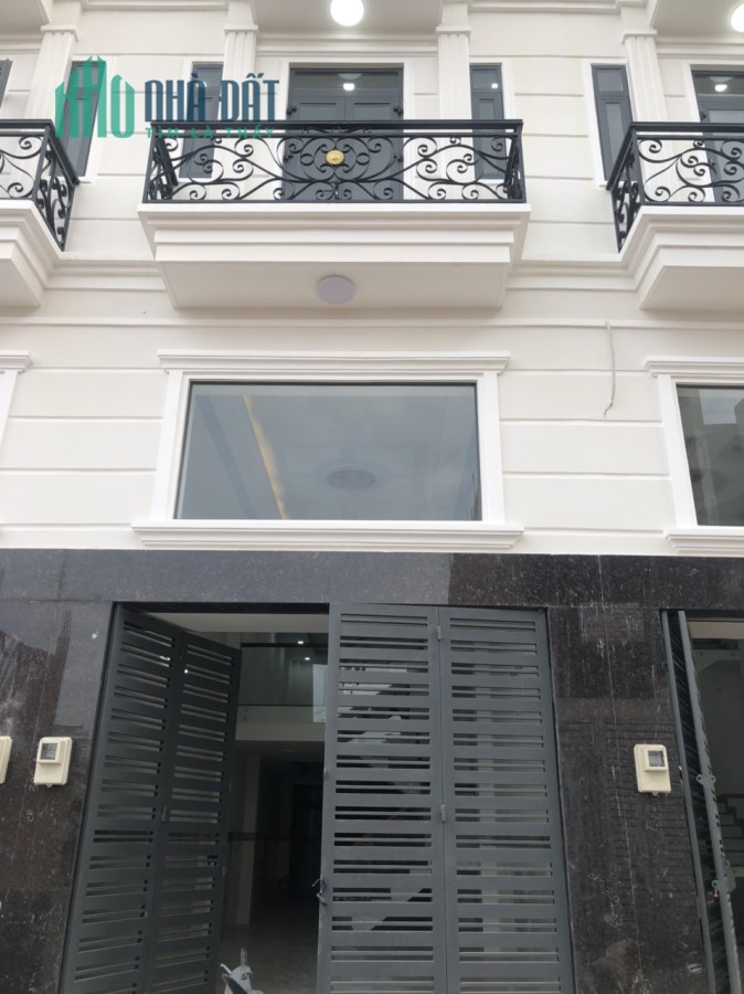 Bán Nhà HXH 7m Đường Số 18B DT:4x16m Nhà 3.5 Tấm Giá:6.1 Tỷ