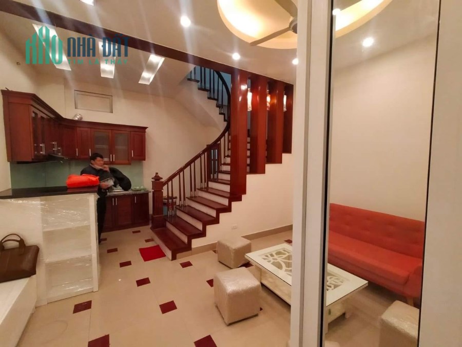 CHÍNH CHỦ BÁN NHÀ PHÂN LÔ PHỐ HOA BẰNG – YÊN HÒA, Ô TÔ TRÁNH: DTSD 200M2, 5T, 4.86 TỶ