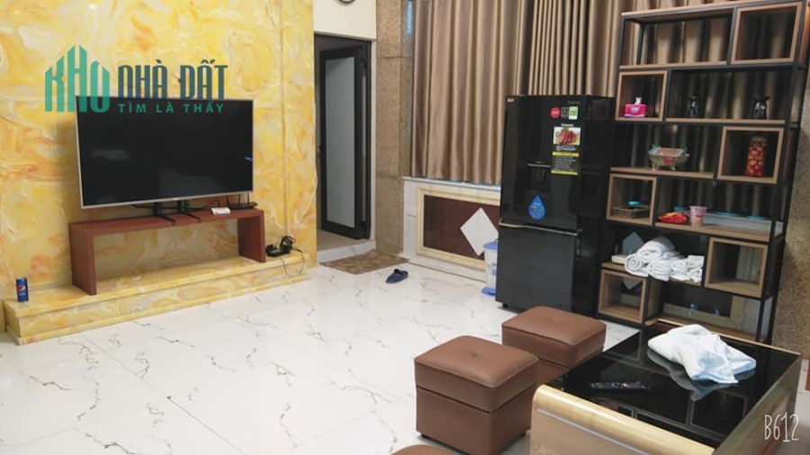 Bán nhà Mp PHẠM NGỌC THẠCH ĐỐNG ĐA Vỉa hè 6M, 65m2, Mt 5.2m, Cho thuê 3000$/tháng.