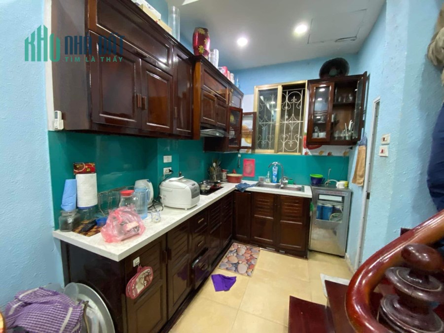 VIP-PHÂN LÔ-HIẾM NHÀ BÁN-GIÁP HOÀN KIẾM-43M 4T 16TỶ ĐIỆN BIÊN PHỦ BA ĐÌNH