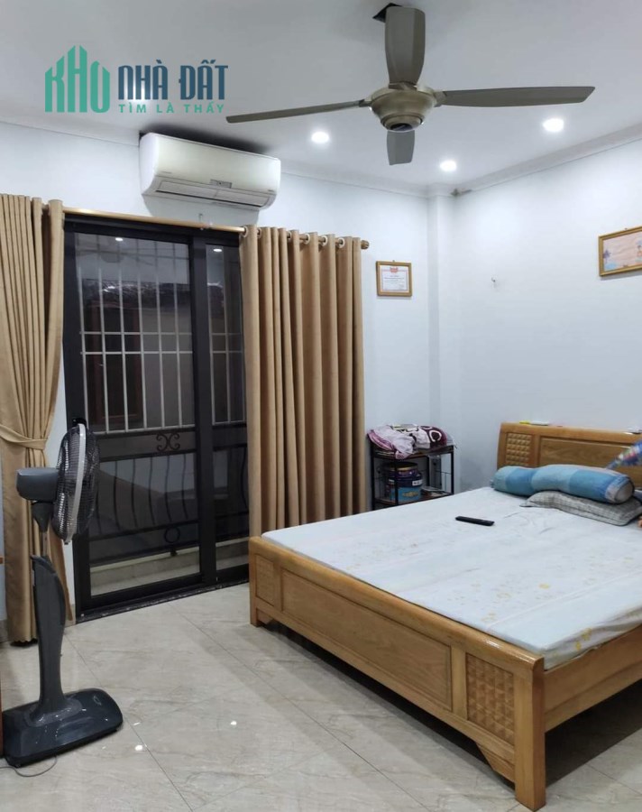 Mặt phố Tôn Đức Thắng sầm uất gần phố Xã Đàn, MT rộng, 66m2x4T chỉ 17.68 tỷ. LH 0989.62.6116