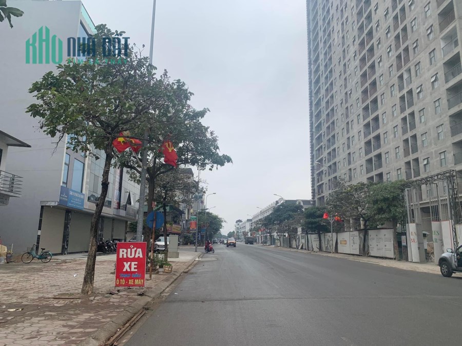 Hiếm Ngô Gia Tự, Long Biên, ô tô tránh, kinh doanh 118m nhỉnh 9 tỷ.