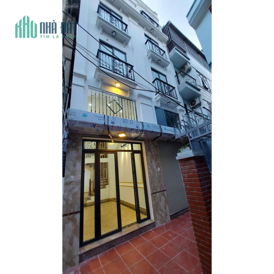 ĐẸP & HIẾM! CỰC CHẤT! Ô TÔ - 50M RA PHỐ