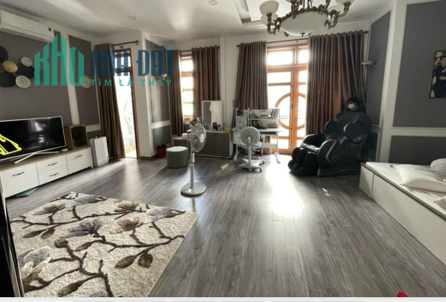 Bán nhà gần mặt tiền Trần Hữu Trang, Hẻm thông ô tô tránh, 98m2, 5 tầng, 12 tỷ