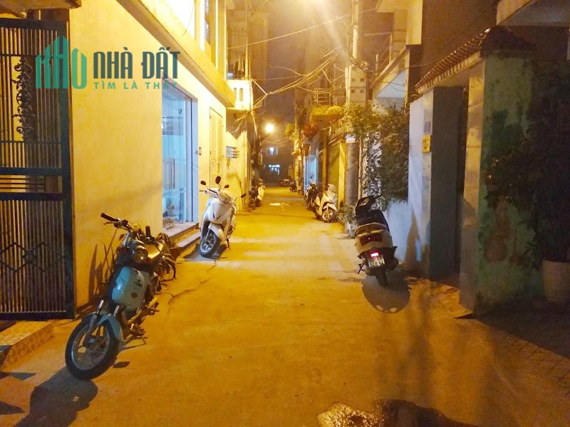 Bán đất tặng nhà Đường Bà Triệu Hà Đông,  phân lô ô tô vào nhà, thửa đất đẹp, DT:73m2, Gía 6 tỷ 5.