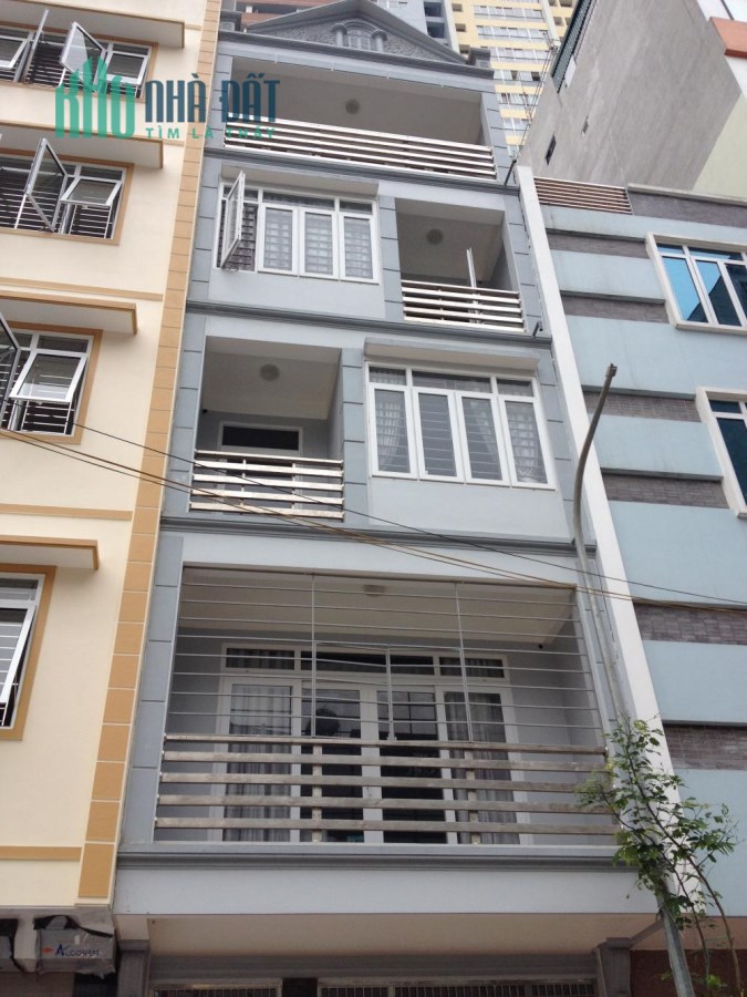 Nhà quá rẻ Hòa Hảo 80 m2 Kiên Cố HXH 7 PN 9,6 tỷ TL
