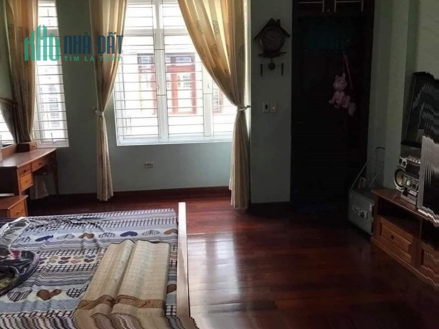 Siêu phẩm Đoàn Thị Điểm, Đống Đa, LÔ GÓC, 50m2, 5 tầng, MT 4m, 5.5 tỷ