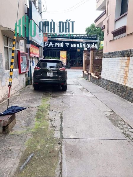 Cần bán gấp nhà HXH 2 mặt tiền Phan Xích Long Phường 3 Phú Nhuận ngang 7m, giá 7.5 tỷ.