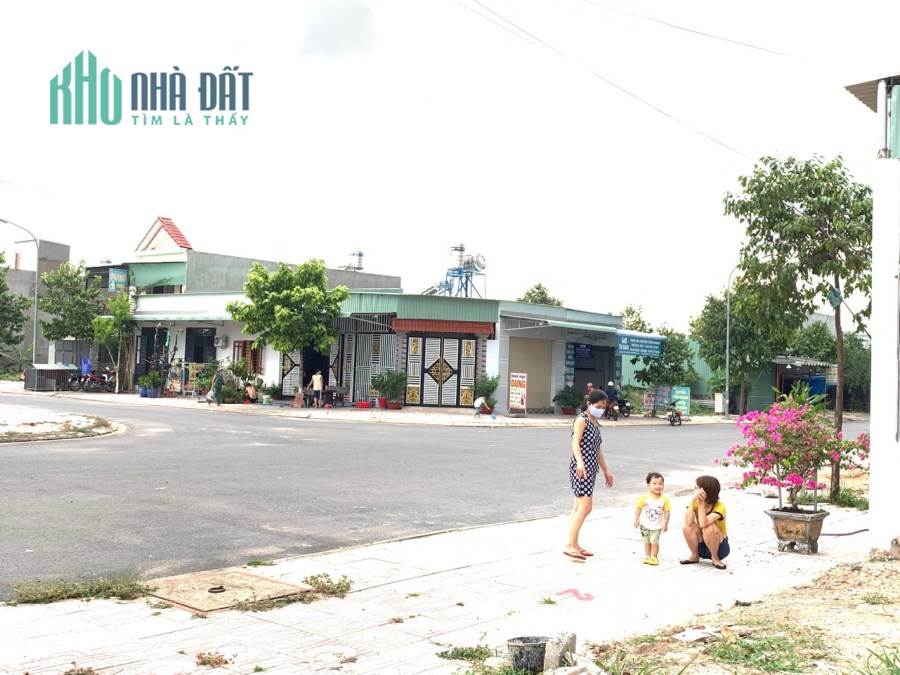 Chính chủ bán Đất MT chợ Tam Phước, TP.Biên Hoà, 120m2, SHR, 2.68 tỷ. Lh:0904962099 – 0911959979.