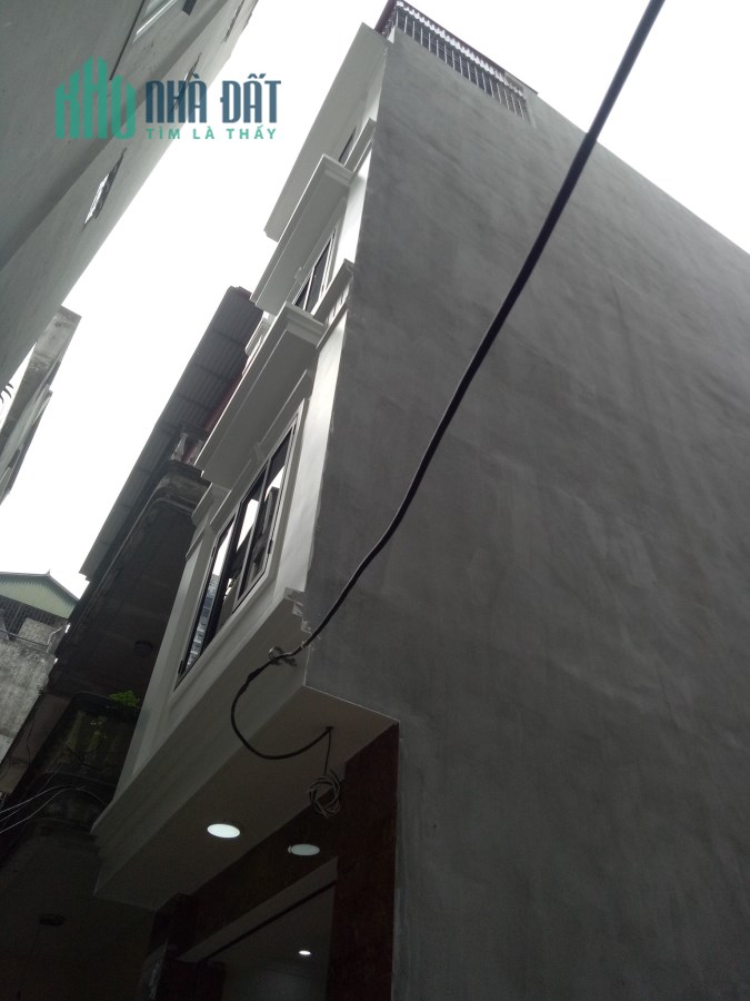 Bán nhà ngõ 68 Cầu Giấy giá 5.9 tỷ, 56mx5T , SĐCC, giao ngay