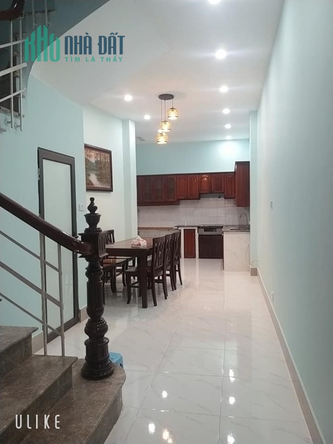 Nhà Ngũ Hiệp, dọn về ở ngay 42m 3 tầng 2.35 tỷ (thiện chí bán, có thương lượng)
