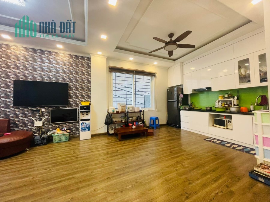 Vuông như bánh trưng ngày tết Kim Ngưu 50m2*3T nhỉnh 3 tỷ