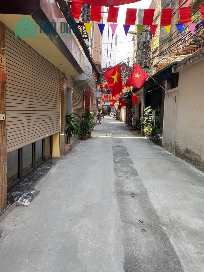 Chính chủ bán CH Tập thể  Phố Kim Ngưu giá 2,45 tỷ, 105m2