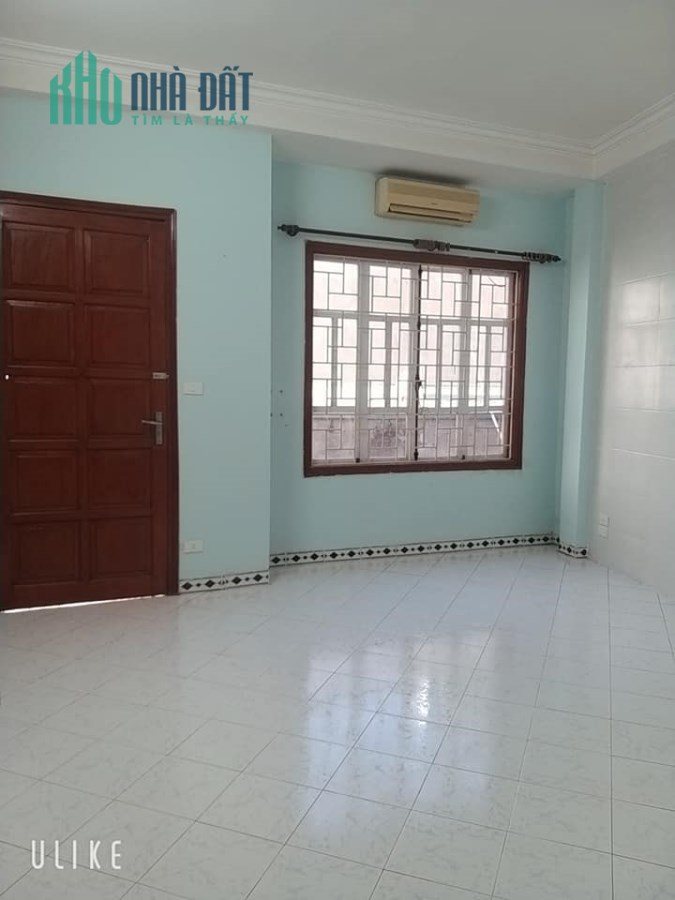 Nhà Ngũ Hiệp 42m 3 tầng 2.35 tỷ, gần oto