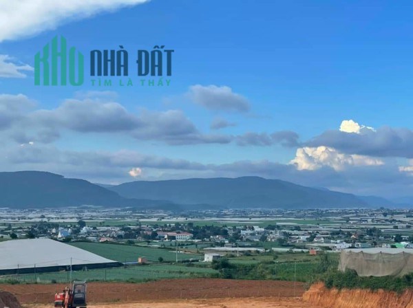 Cần tiền bán gấp 2200m2 ( hơn 2 sào ) chỉ với 1.650 tỷ đất Ven Đà Lạt.