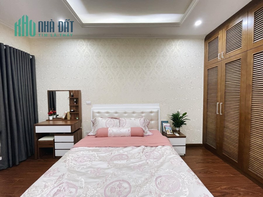 Mặt ngõ kinh doanh nhỏ Giáp Nhất – Nguyễn Trãi, 50m2 x 4T, cách MP 5M, giá  5.. tỷ.