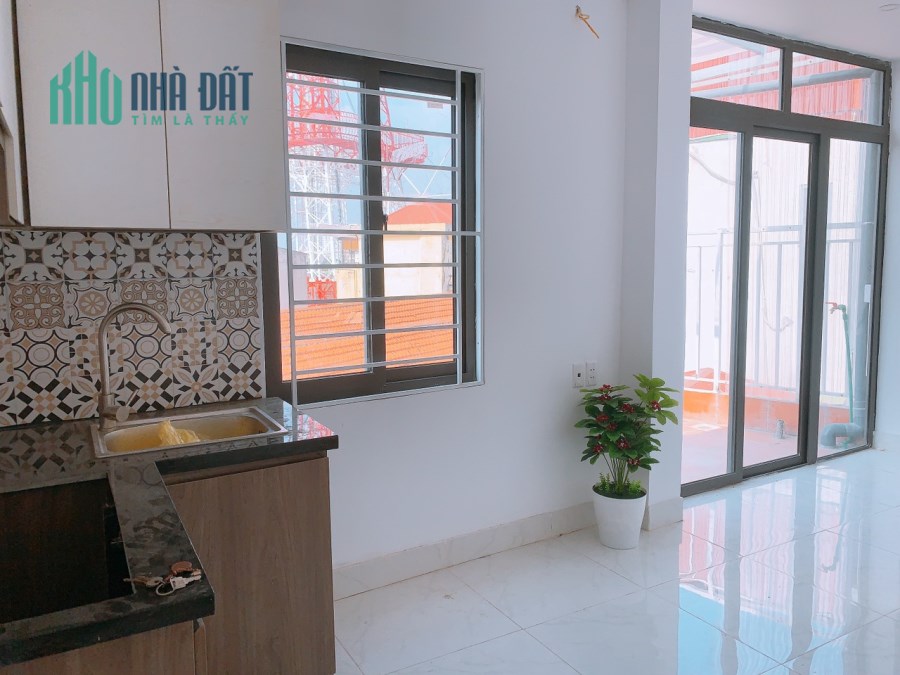 Chủ đầu tư bán cắt lỗ ccmn Trần Khát Chân chỉ 600tr/căn 1- 2PN full nội thất,oto đỗ cửa