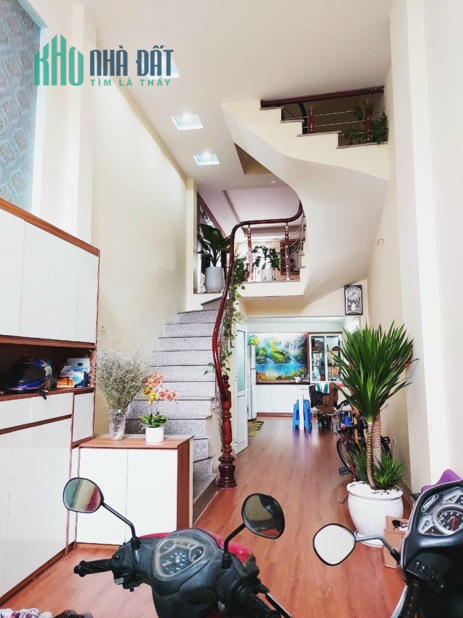 NHÀ KIM GIANG - NGÕ THÔNG RỘNG - 4 TẦNG - 2.38 tỷ
