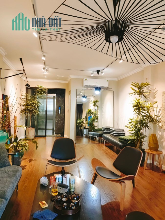 NGÕ ÔTÔ-LÔ GÓC-6T THANG MÁY-FULL NỘI THẤT-76M 14xTỶ-NGUYỄN VĂN CỪ LONG BIÊN